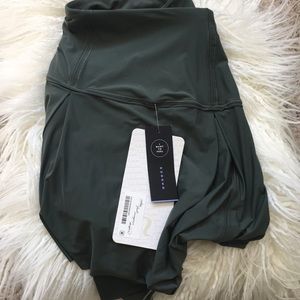 Lululemon lost in pace skirt